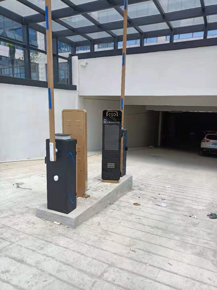 貴州省農(nóng)業(yè)科學(xué)院KY車牌識別+直桿道閘 政務(wù)機(jī)構(gòu)智慧停車場案列 第1張